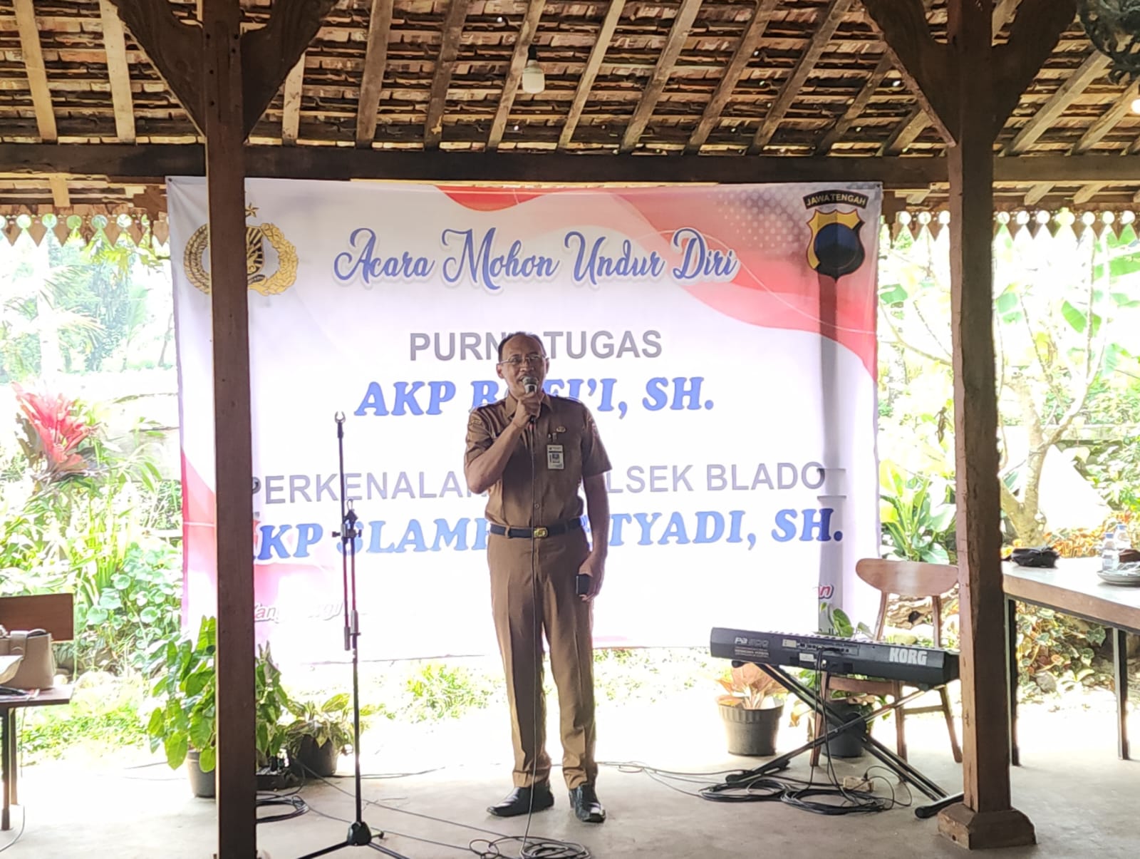 Mohon Diri Kapolsek Blado Polres Batang Dan Perkenalan Plt Kapolsek Baru Dari H AKP Pol Purn H Rofi’i Kepada AKP Slamet S,SH