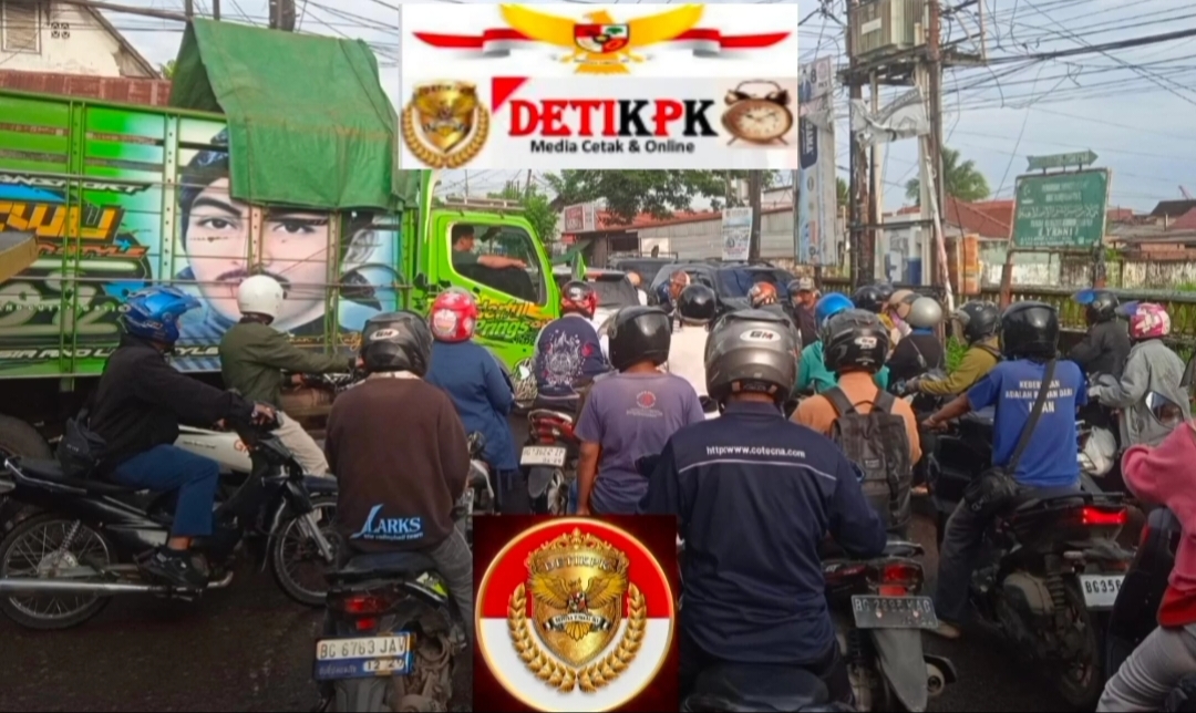 Sering Dilewati Truk Besar, Jalan di 14 Ulu Kini Berlubang Dan Bikin Macet